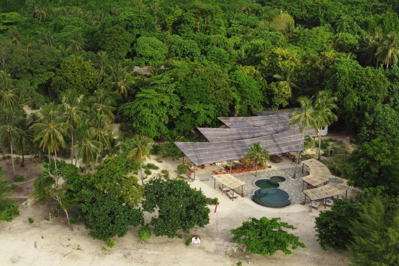 Metita Beach & Dive Resort Daruba Buitenkant foto